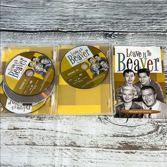 Leave It to Beaver DVD Set 6 Seasons Complete Sets Pre owned in great condition - Picture 13 of 16